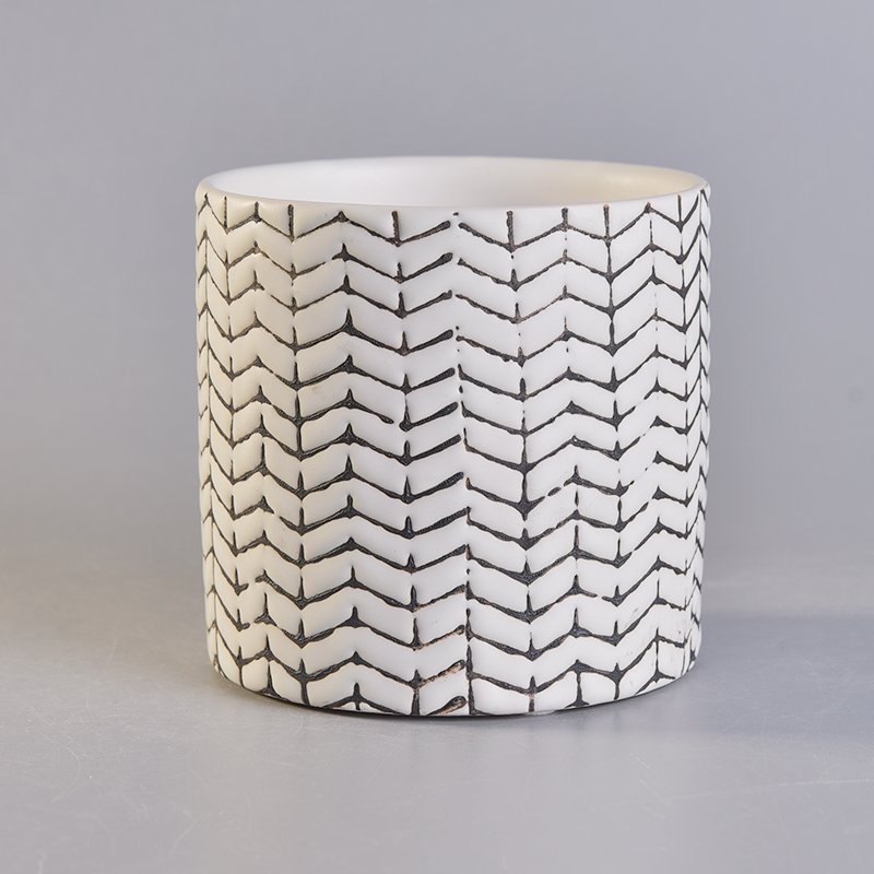 Modern brief style white ceramic vessel with black broken line pattern