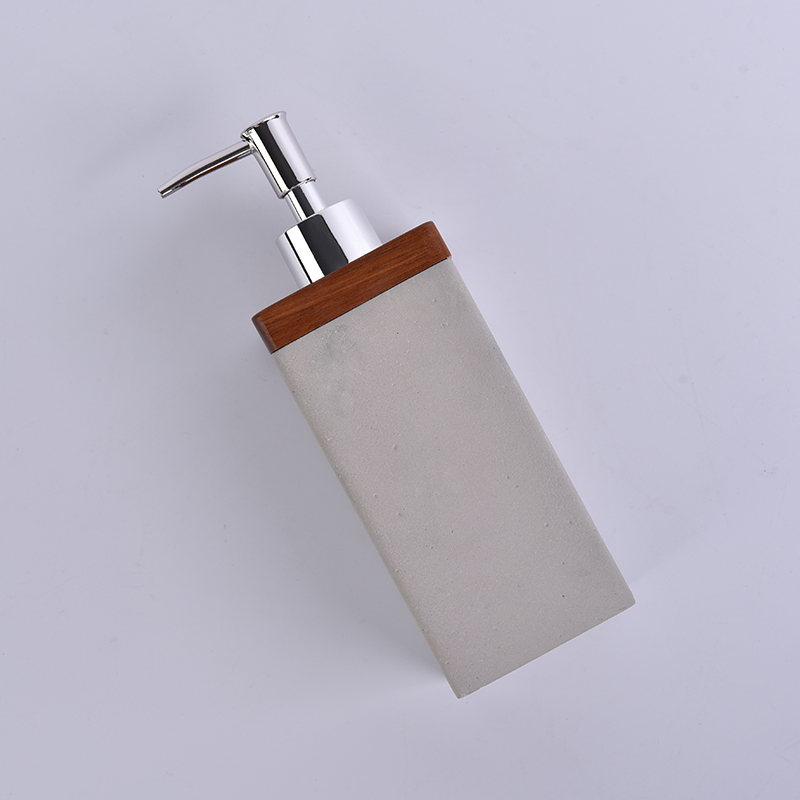 Square cement emulsion bottle with wooden decoration