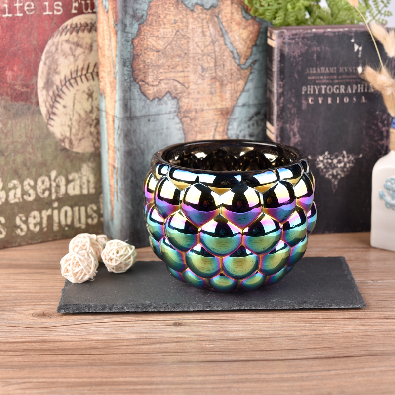 Shining iridescent round glass candle holder