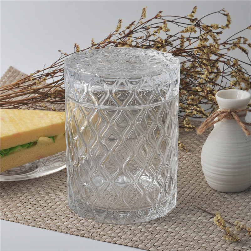 Clear diamond shaped surface glass jar with lid