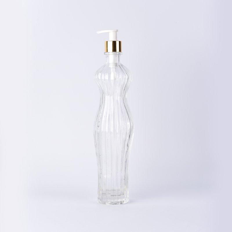 Wholesale hight whiteconmestic  glass perfume bottle