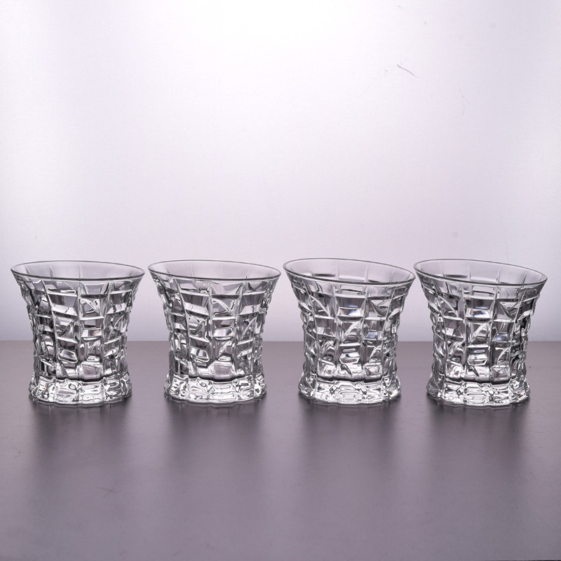 Exquisite Whiskey Decanter sets and 4 Cocktail Glasses