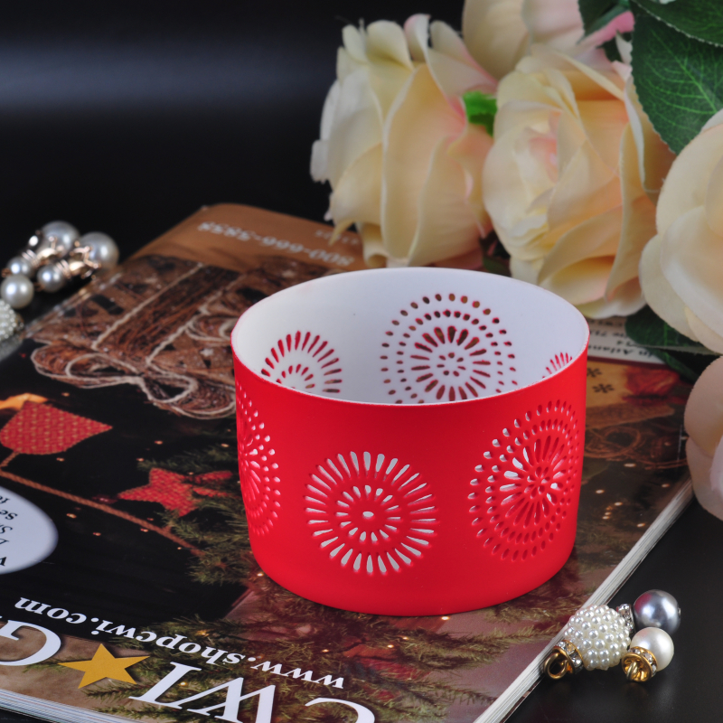 Red hollow flower ceramic round tealight holder