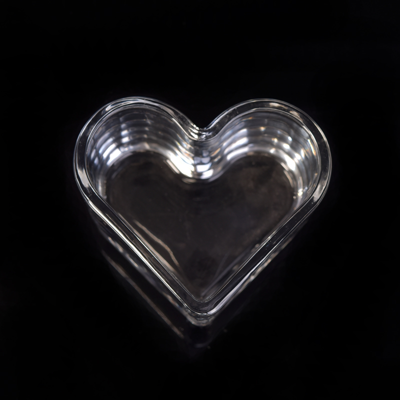 Heart-shaped large capacity glass candle jar 